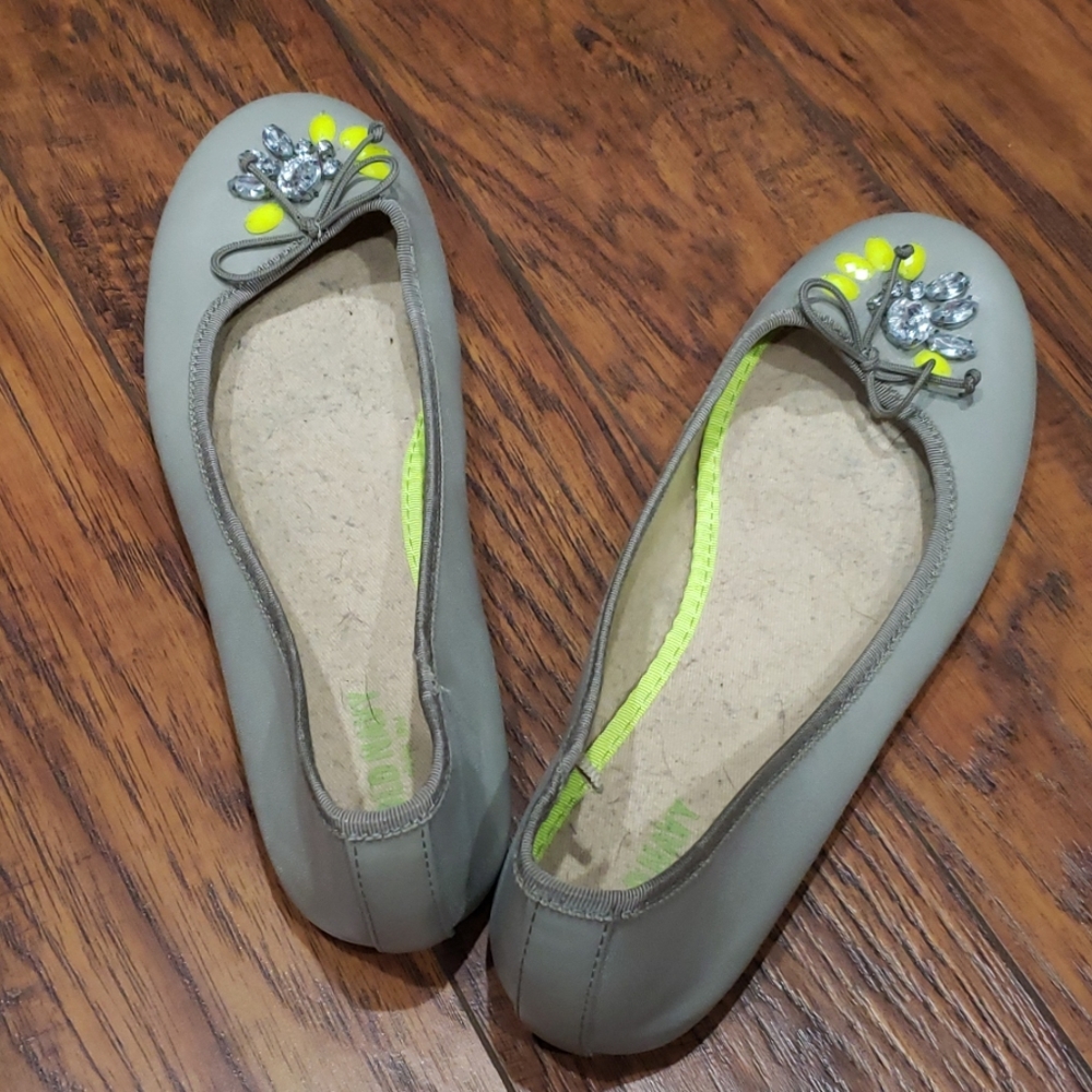 Flats barely worn
